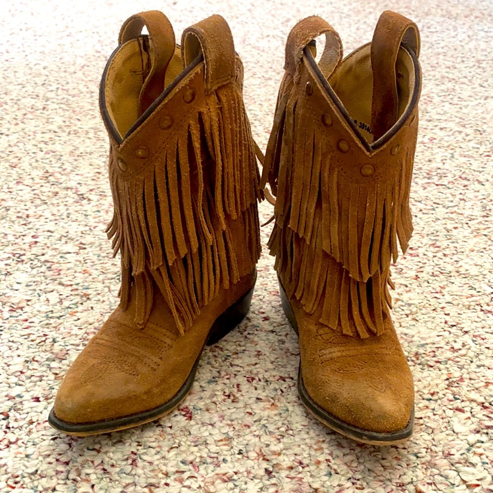 Girls brown fringe cowboy boots 8.5